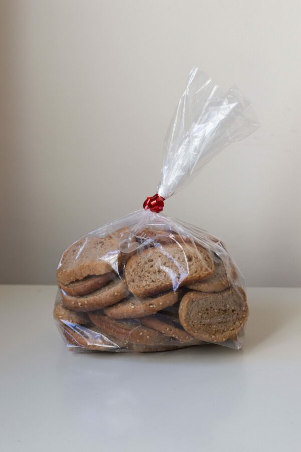 Un pacco di biscotti piccanti siciliani, o piccantini